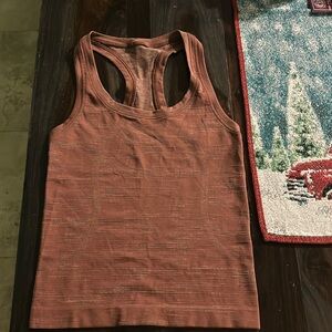 Lululemon brown racer back tank top xs used in great condition